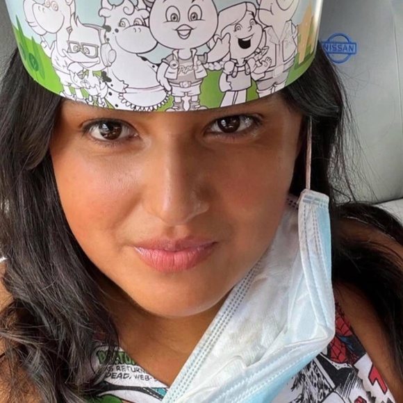 Meet your Posher, Posh - Picture 6 of 7